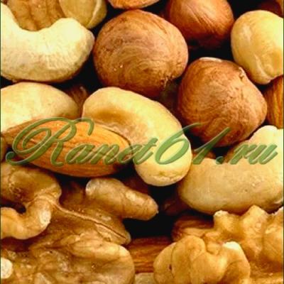 Смесь грецкий, фундук, миндаль, кешью (1кг)